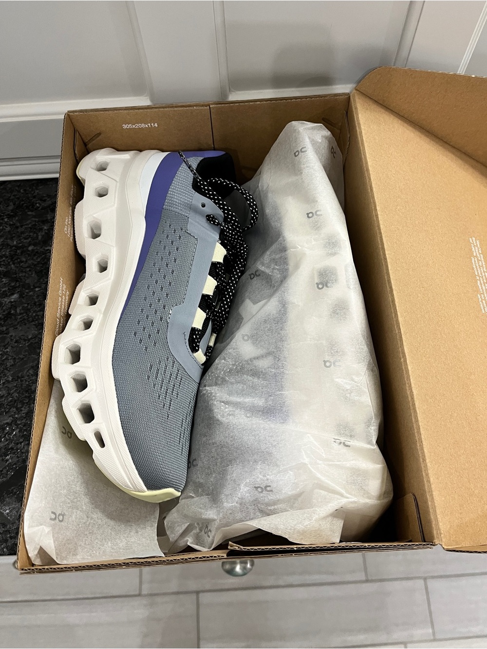 New On Running Cloudmonster in Mist/Blueberry | Size 7.5 (Women’s) - Picture 8 of 10